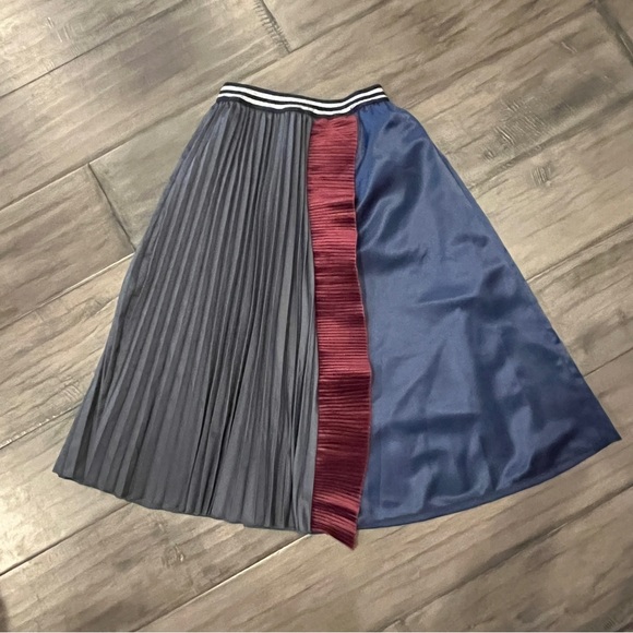 Stella Marina Collezione Skirt - Size Medium - Picture 9 of 13